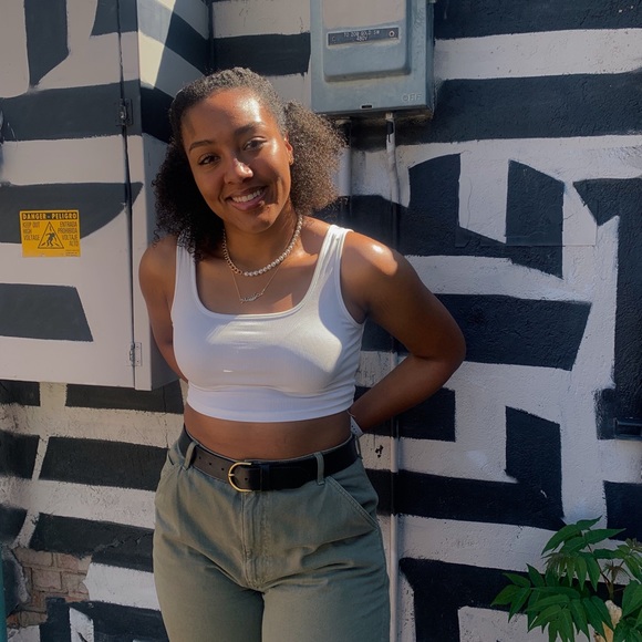 Poshmark profile picture for @adolescence